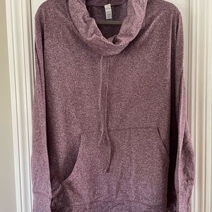 Cowl neck tie long sleeved sweatshirt.